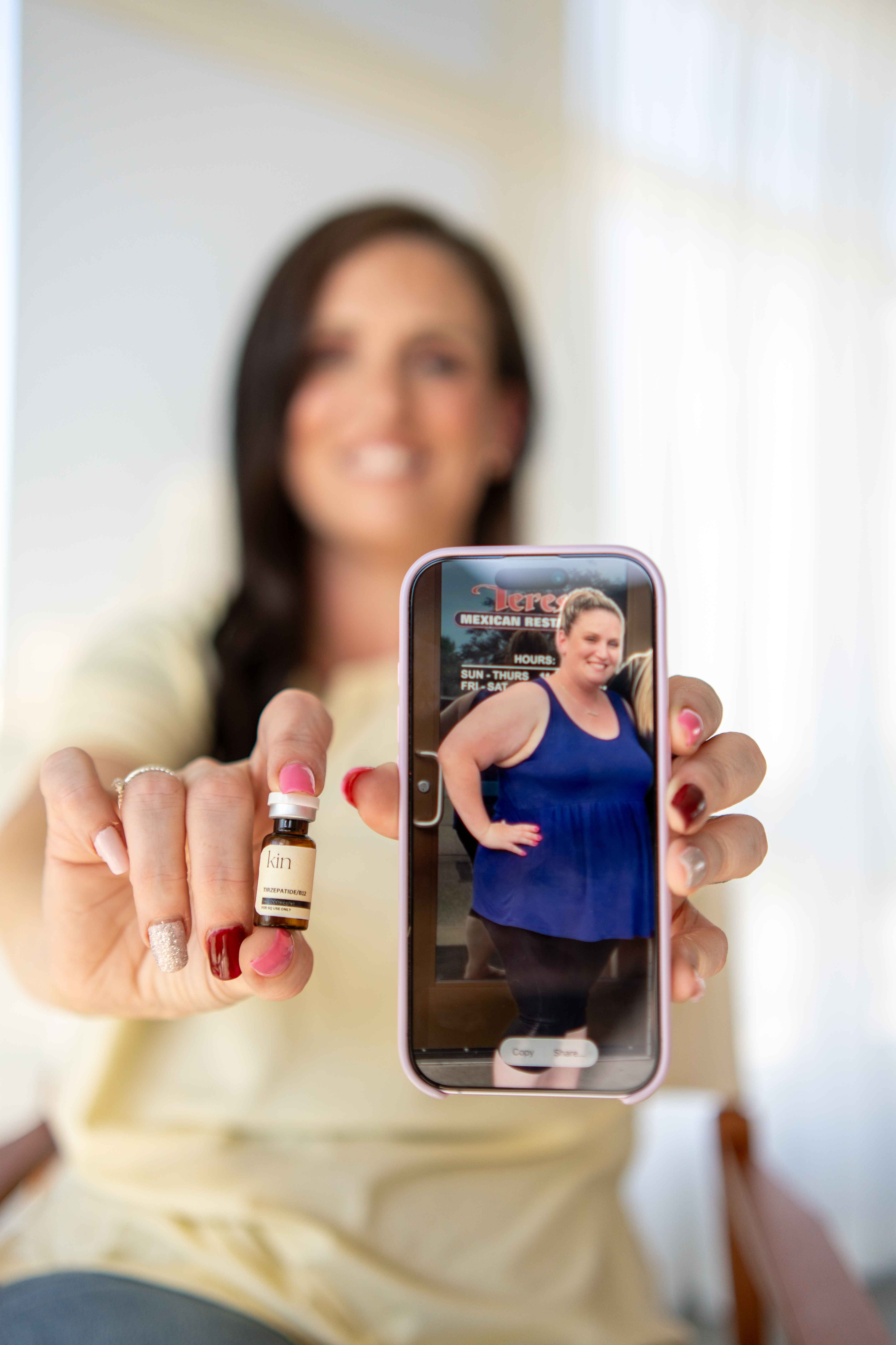 Jess showcasing KinMeds product